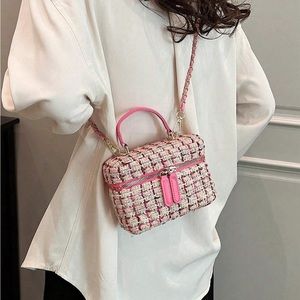 Chic Pink & Metallic Multi Tweed Vanity Crossbody Bag OS New